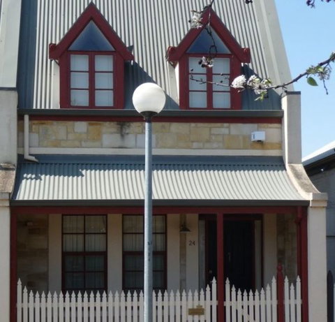 Villa On Louisa - Accommodation Mount Tamborine 1