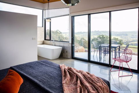 Vivere Retreat - Accommodation Mount Tamborine 2