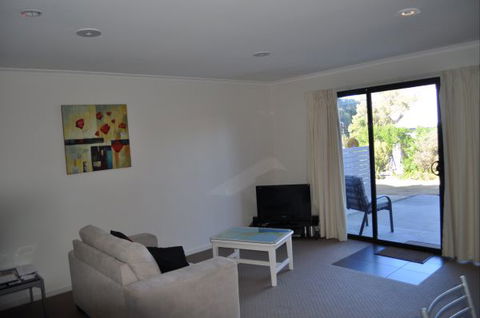 Warrakilla - Accommodation Mount Tamborine 4
