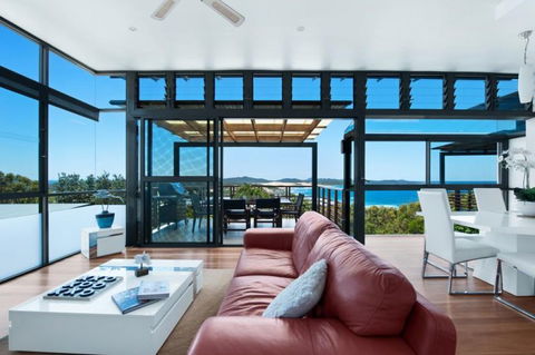 One Mile Retreat - Accommodation Mount Tamborine 0