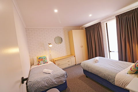 Aquarius Merimbula - Accommodation Mount Tamborine 4
