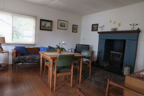 Binalong Bay Beach Shack - Accommodation Mount Tamborine 5