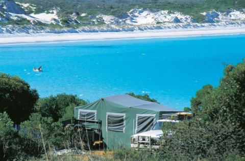 Lucky Bay Campground At Cape Le Grand National Park - Accommodation Mount Tamborine 1