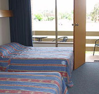 Red Cedars Motel - Accommodation Mount Tamborine