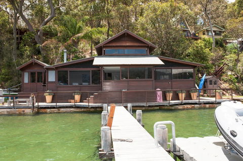 Scotland Island Retreat - Accommodation Mount Tamborine 6
