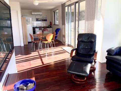 Sunrise On Falie - Accommodation Mount Tamborine 0