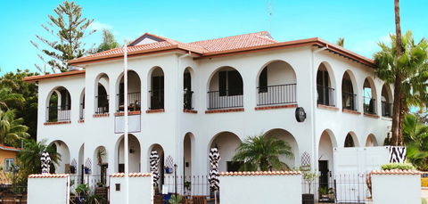 The Med Crescent Head - Accommodation Mount Tamborine 0