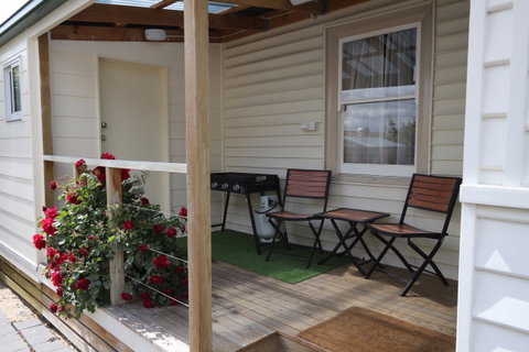 Amy Cottage - Accommodation Mount Tamborine 4