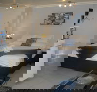 Charm City Motel - Accommodation Mount Tamborine