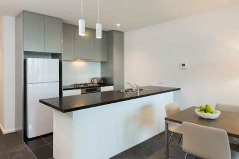 City Tempo - Power Street - Accommodation Mount Tamborine 2