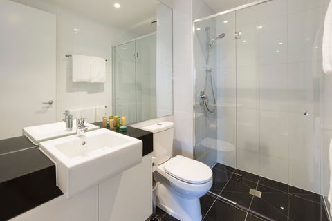 City Tempo - Power Street - Accommodation Mount Tamborine 4