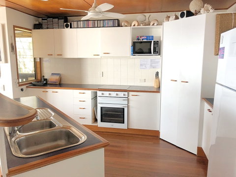 Claytons 10 - Accommodation Mount Tamborine 2