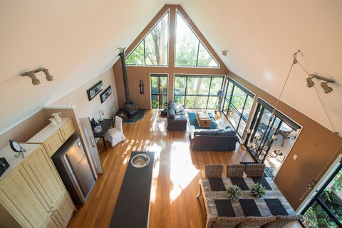 Curious Cottages - Accommodation Mount Tamborine 0
