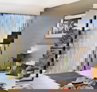 East Hotel  Apartments - Accommodation Mount Tamborine