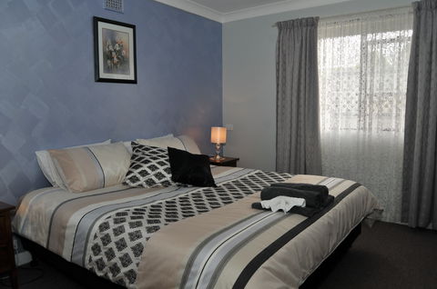 Ellenor Ivy Cottage - Accommodation Mount Tamborine 0
