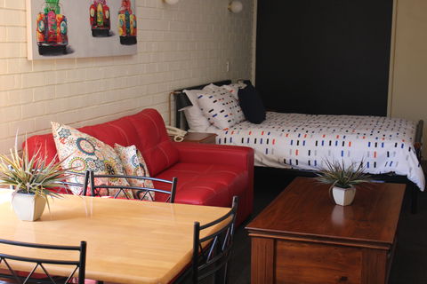 Esk Wivenhoe Motor Inn - Accommodation Mount Tamborine 0