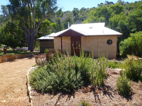 Jalbrook  Estate-  Cottages,Alpacas,Gallery & Function Centre - Accommodation Mount Tamborine 0