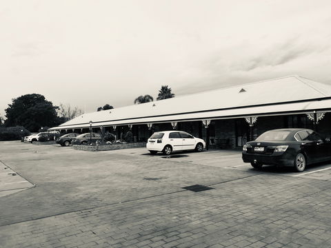 Philadelphia Motor Inn - Accommodation Mount Tamborine 1