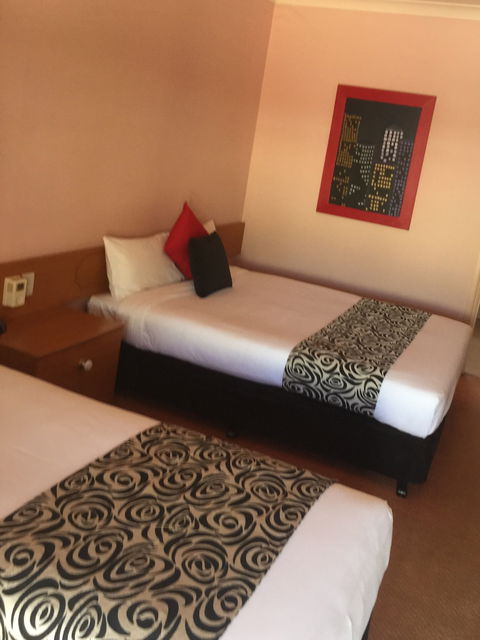 Philadelphia Motor Inn - Accommodation Mount Tamborine 8