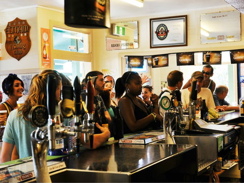 The Eltham Hotel - Accommodation Mount Tamborine 2