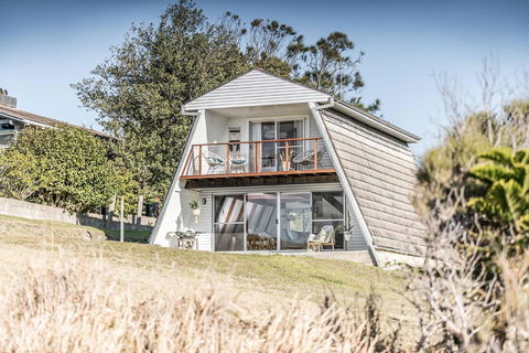 The A Frame - Accommodation Mount Tamborine 1