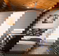 Waterfall Springs Retreat and Wildlife Sanctuary - Accommodation Mount Tamborine