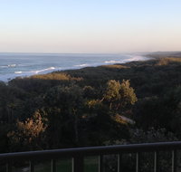 Whale Watch Ocean Beach Resort - Accommodation Mount Tamborine