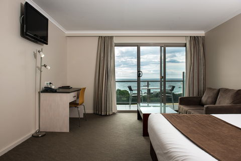 Beachfront  Bicheno - Accommodation Mount Tamborine 1
