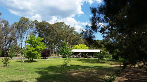 Camawald Coonawarra Cottage B&B - Accommodation Mount Tamborine 1