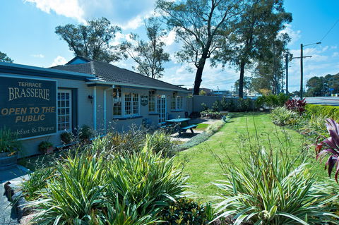 Colonial Terrace Motor Inn And Terrace Brasserie - Accommodation Mount Tamborine 2