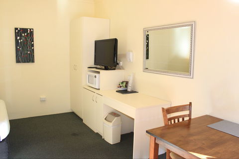 Inverell Motel - Accommodation Mount Tamborine 1