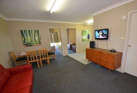 Parkview Motor Inn - Accommodation Mount Tamborine 1