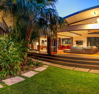 Pavilion Two at Broken Head - exclusive beachfront - Accommodation Mount Tamborine