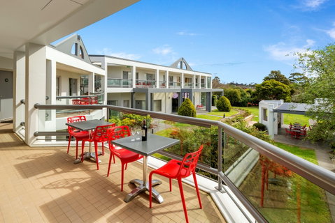 Quest Doncaster - Accommodation Mount Tamborine 1