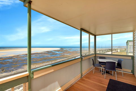 Stansbury Foreshore Caravan Park - Accommodation Mount Tamborine 0