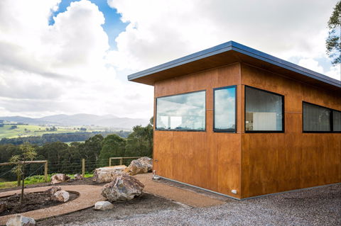 Vivere Retreat - Accommodation Mount Tamborine 0