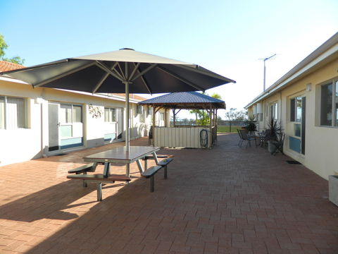 API Pelican Beach Front Apartments Kalbarri - Accommodation Mount Tamborine 2