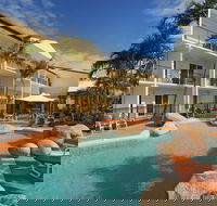 Cairns Queenslander Hotel and Apartments - Accommodation Mount Tamborine