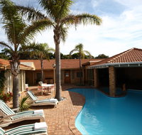 Comfort Inn Bay of Isles - Accommodation Mount Tamborine