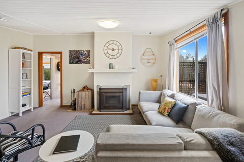 Derby Base - Accommodation Mount Tamborine 1