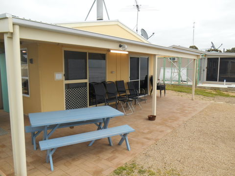 Dot N Pats - Accommodation Mount Tamborine 0