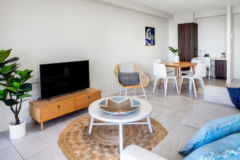 First Light Mooloolaba - Accommodation Mount Tamborine 1