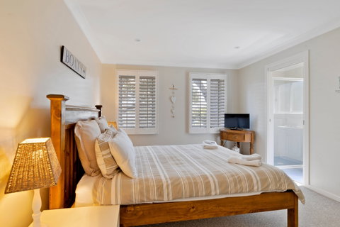 Huskisson Beach House - Accommodation Mount Tamborine 2