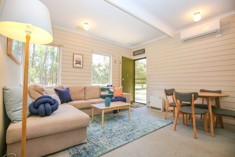 Hylander Holiday Unit - Accommodation Mount Tamborine 0