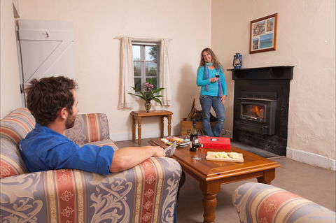 Norfolk Lodge - Accommodation Mount Tamborine 2