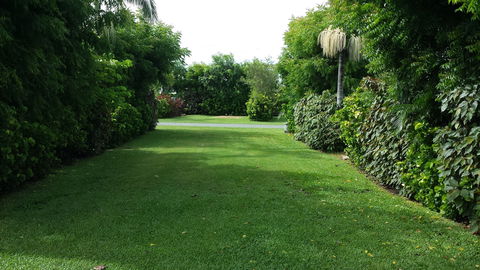 Queens Beach Tourist Village - Accommodation Mount Tamborine 1