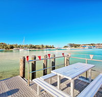 The Porthole of Huskisson - Accommodation Mount Tamborine