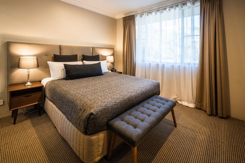The Belmore All-Suite Hotel - Accommodation Mount Tamborine 1