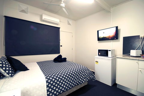 The Jabiru Motel - Accommodation Mount Tamborine 1