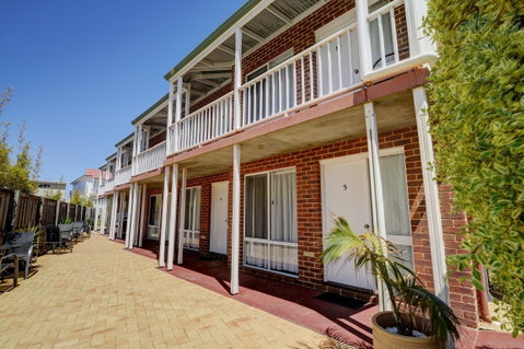 The Jetty Resort - Accommodation Mount Tamborine 1